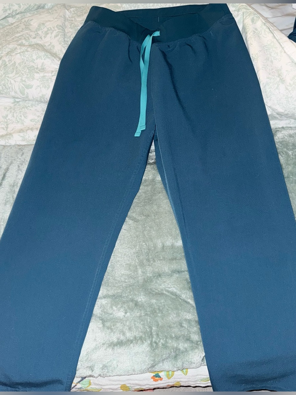 Figs Caribbean Blue — 4 sets